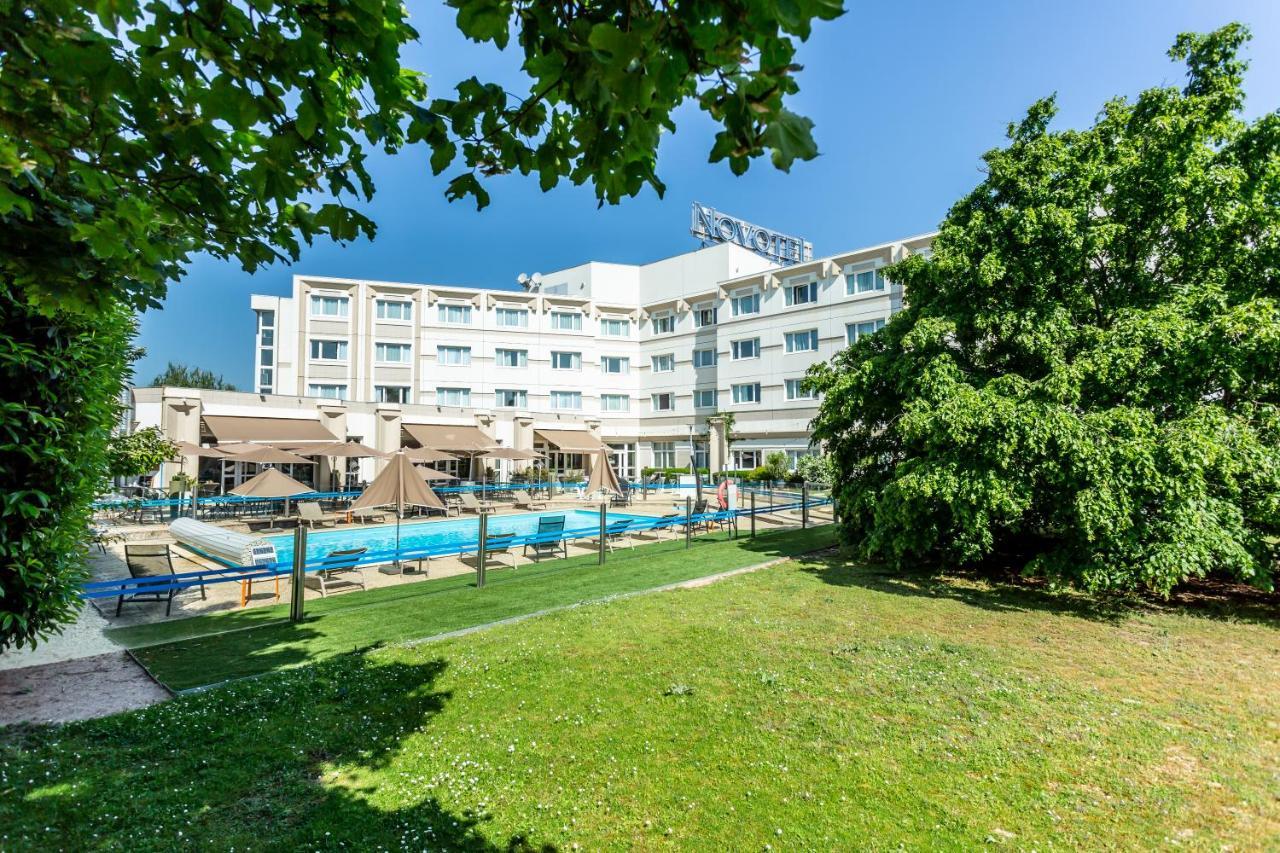 Novotel Bourges Exterior foto