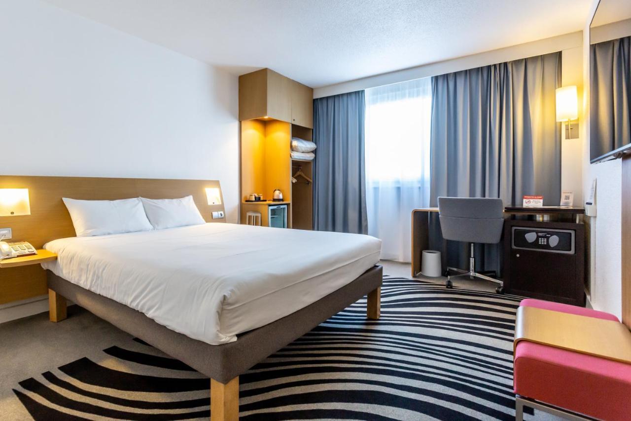 Novotel Bourges Exterior foto